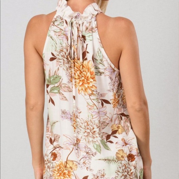 Floral Ruffle Neck Tank - Picture 5 of 6